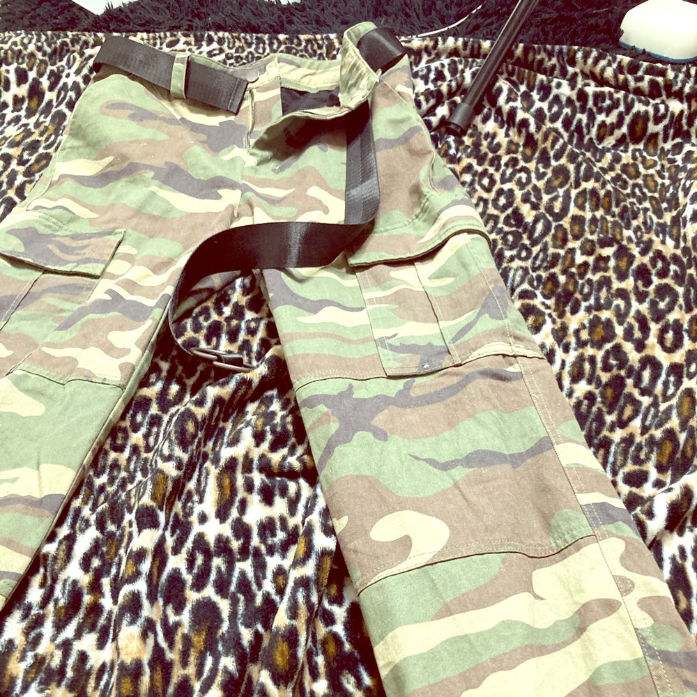 Camo pants